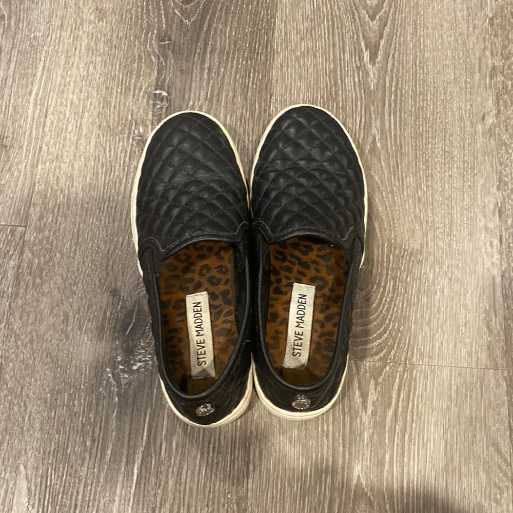 Steve Madden Size 3 Black Shoes
